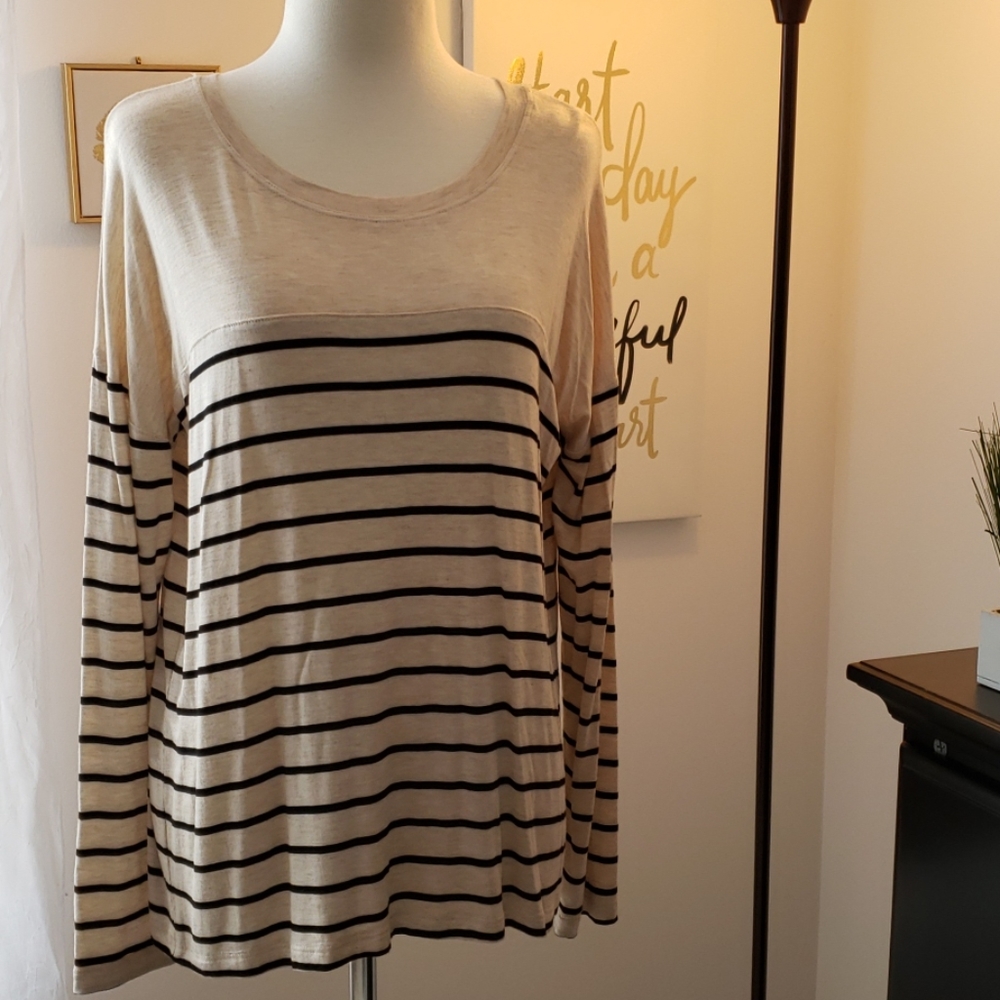 Striped top- cute!